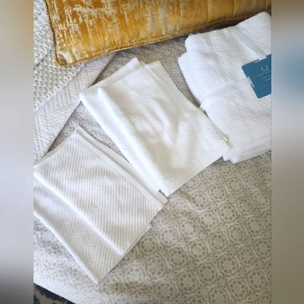 ALFRED SUNG towel 6 pieces set 2 bath 2 hand and 2 wash towels